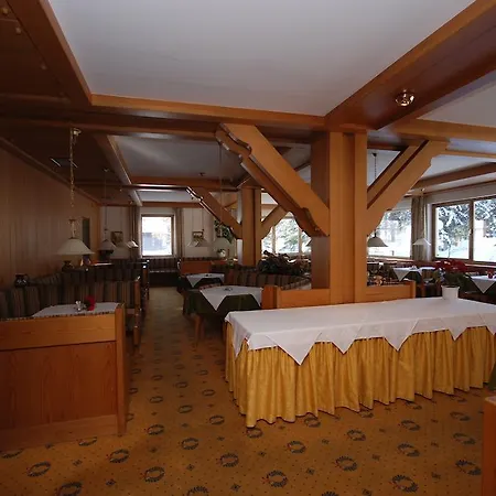 호텔 Parkhotel Innerkofler 3*